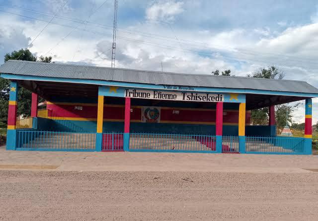 Mwene-Ditu : Tribune Tshisekedi inaugurée, polémique sur le coût&nbsp;[Reportage]