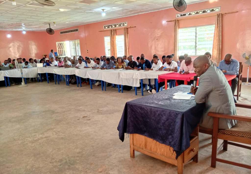 Kananga : Le professeur Serge Makaya éclaire les préjudices et les crimes couverts par le FONAREV lors de la formation des&nbsp;enquêteurs