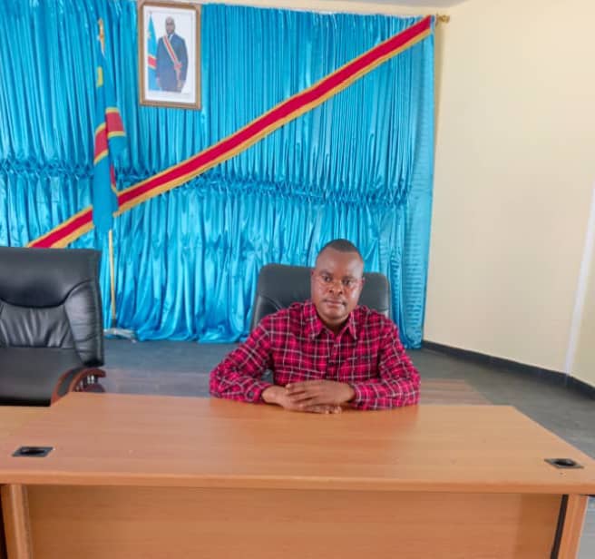 Kasaï-Central : L&rsquo;élu provincial Adel Panda Kayembe prend en charge les frais d&rsquo;examen de plus de 40 élèves handicapés de&nbsp;Demba