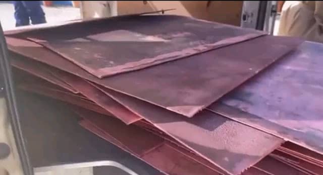 Haut-Katanga : La Police démantèle un réseau de vol de cathodes de cuivre, une cargaison de 400 000 USD&nbsp;interceptée