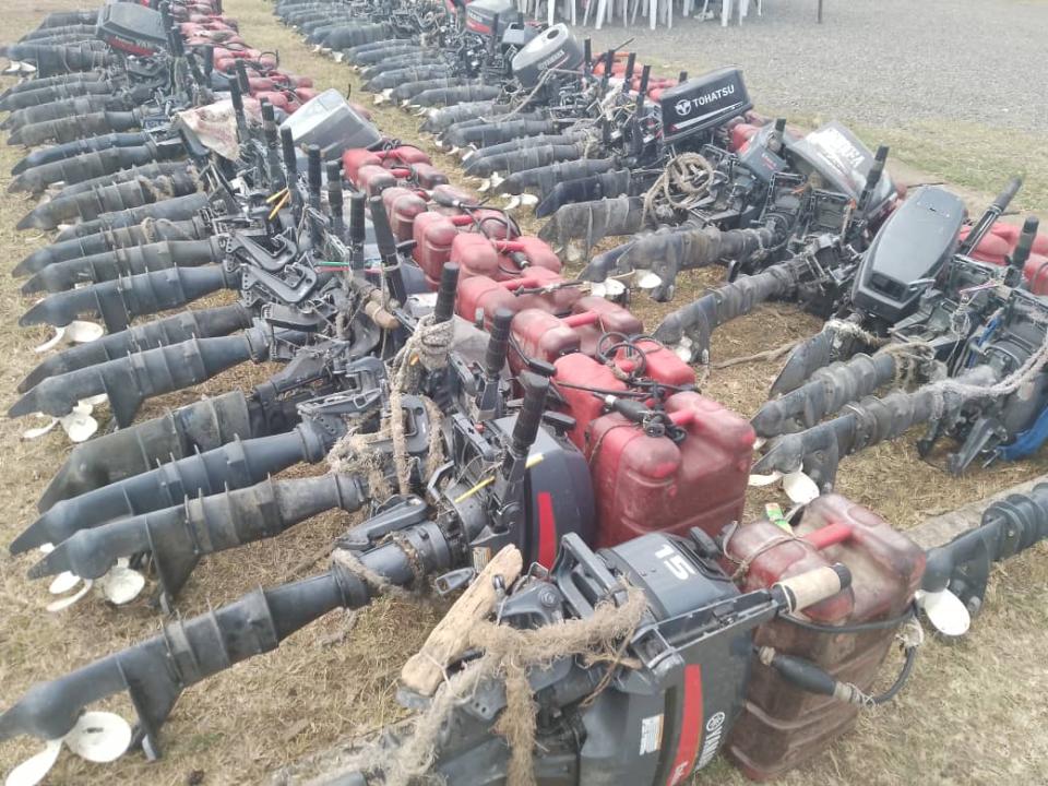 RDC : La marine ougandaise restitue un important lot de matériel de pêche&nbsp;congolais