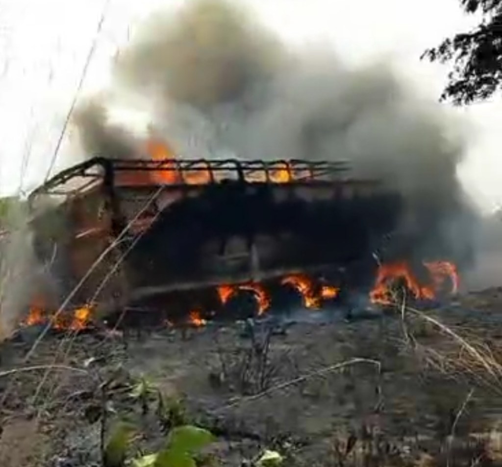 Haut-Lomami : un véhicule de marque Howo calciné à&nbsp;Kamina