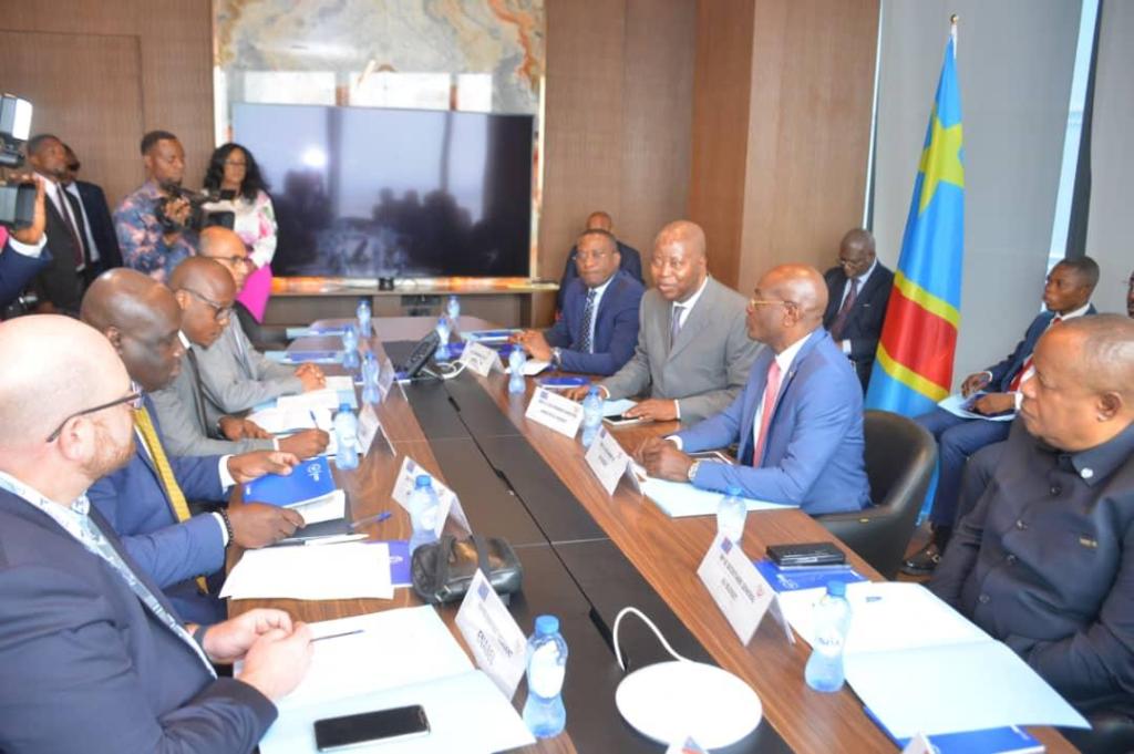 Kinshasa : Muzito échange avec les partenaires pour finaliser le budget&nbsp;2026